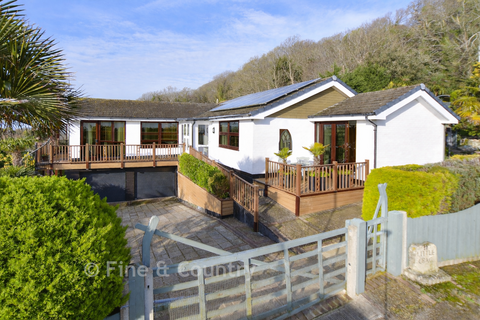 3 bedroom detached bungalow for sale, Undercliff Gardens, Ventnor, Isle of Wight