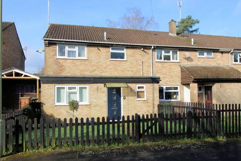 3 bedroom end of terrace house for sale, Marsh Close, Bordon, Hampshire, GU35