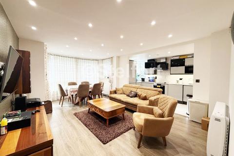 2 bedroom apartment for sale, Admiral Walk, London, W9