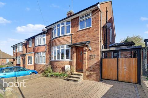 4 bedroom semi-detached house for sale, Tenzing Grove, Luton