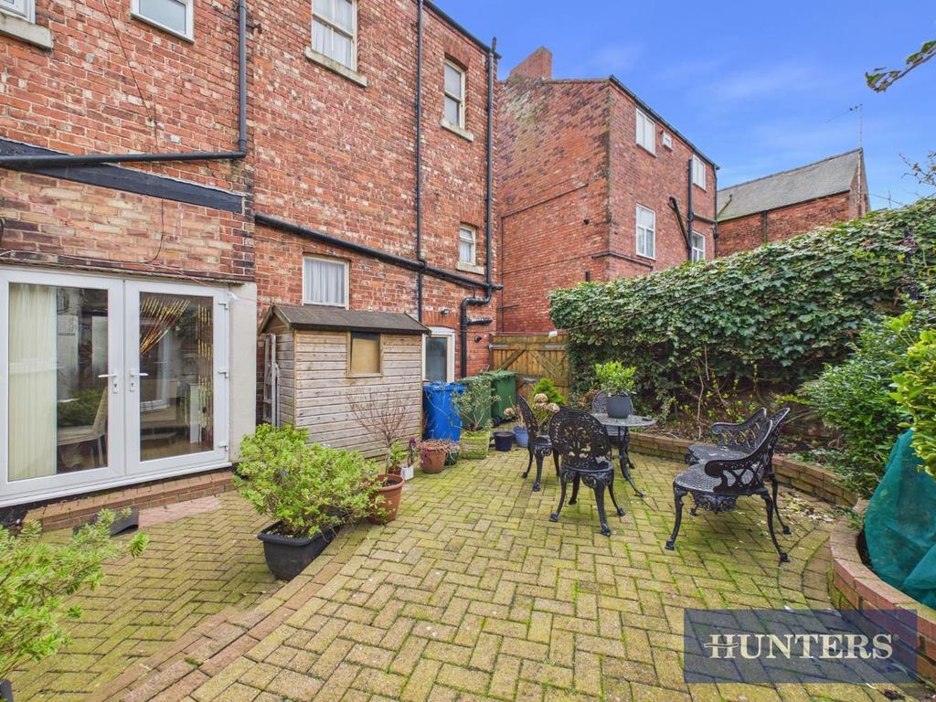 CAM02804 G0-PR0424-STILL022.jpg