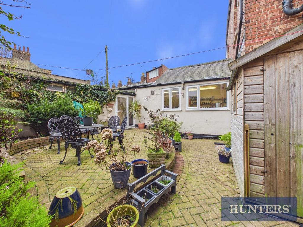 CAM02804 G0-PR0424-STILL024.jpg