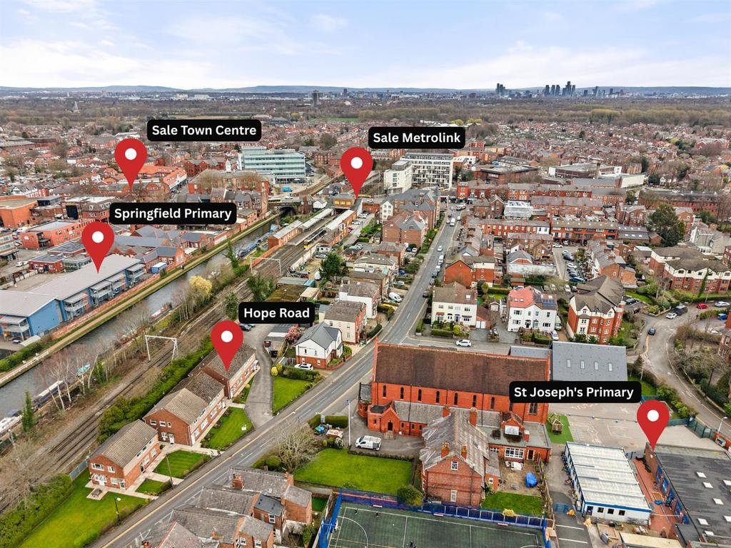 Oakfield Mews.png