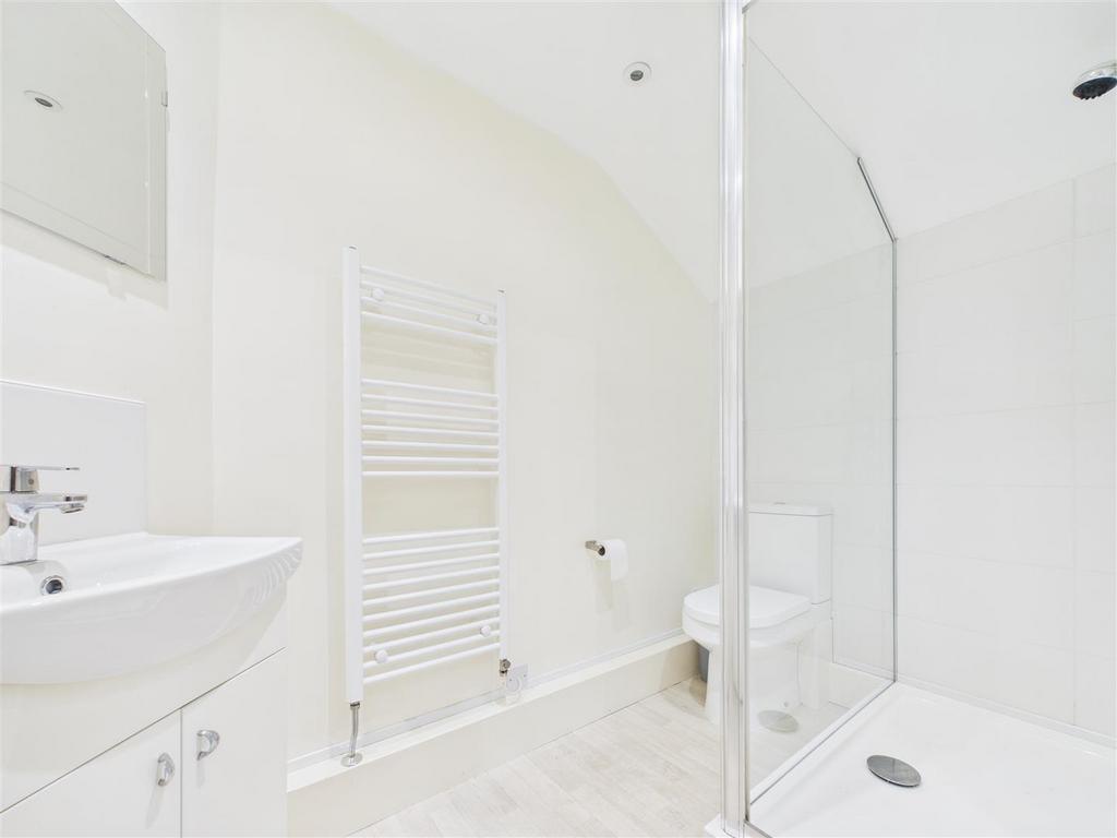 CAM01730 G0-PR0034-STILL019.jpg