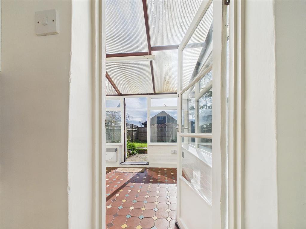 CAM01730 G0-PR0034-STILL012.jpg