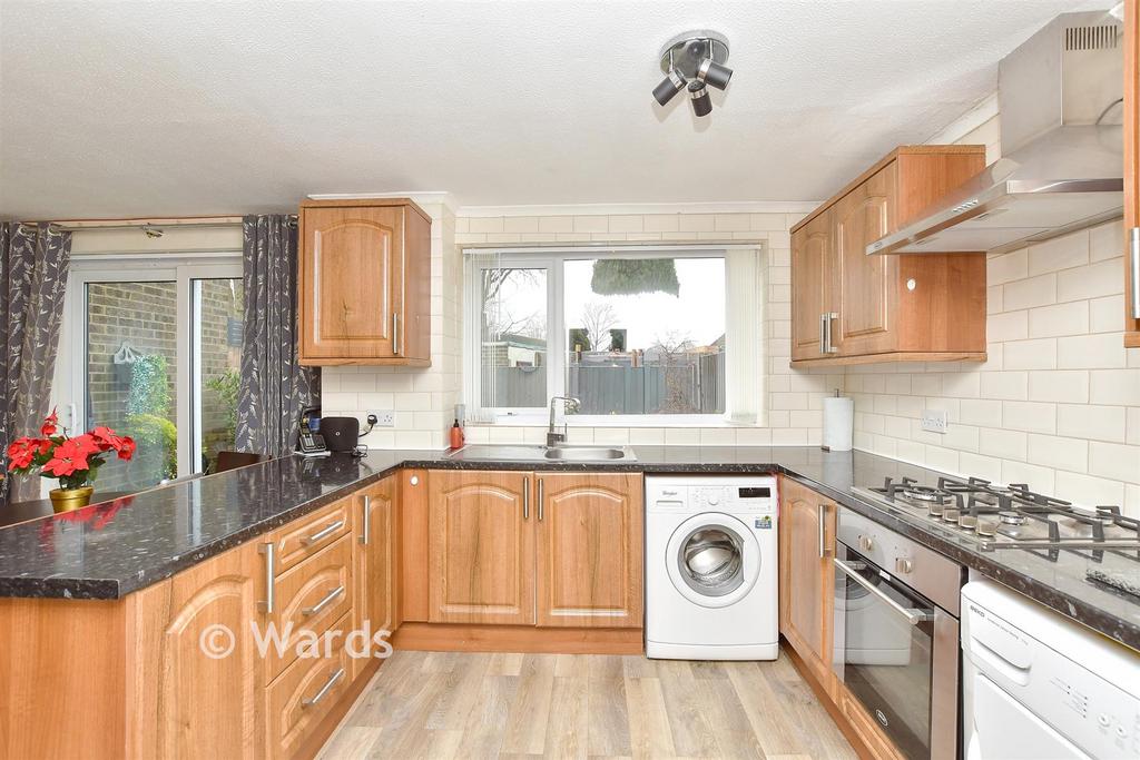 Kitchen/Dining Area
