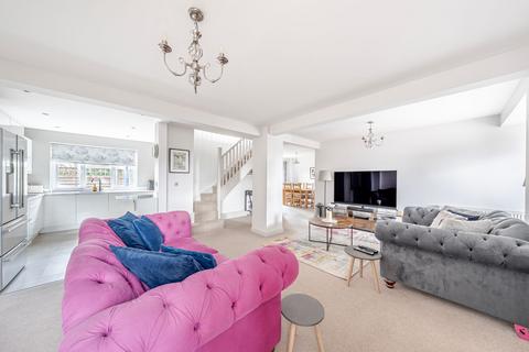 4 bedroom detached house for sale, St. Johns Drive, North Rigton, LS17