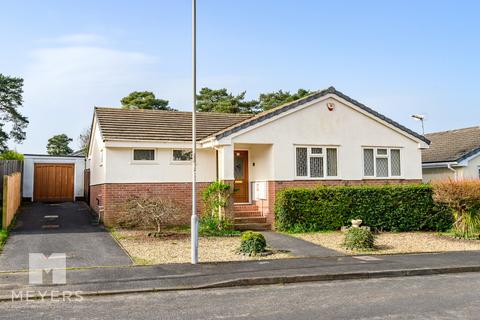 3 bedroom bungalow for sale, Pineholt Close | Ringwood | BH24