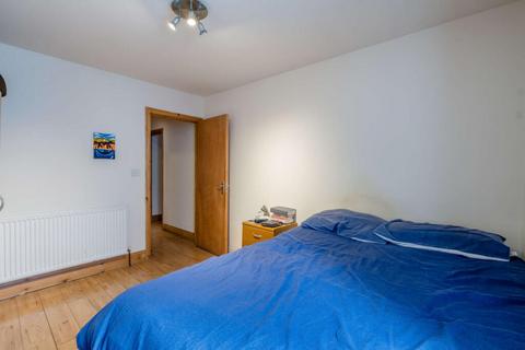 1 bedroom flat for sale, St Leonards Street, , Tower Hamlets , London, E3