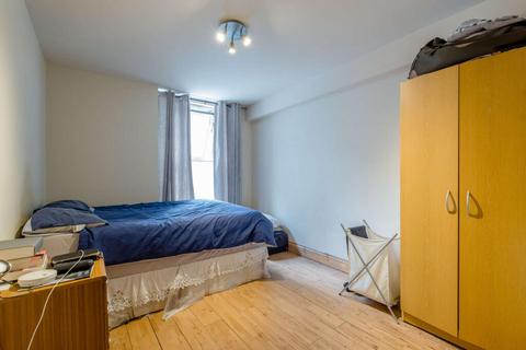 1 bedroom flat for sale, St Leonards Street, , Tower Hamlets , London, E3