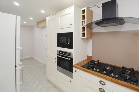undefined, Darnley Gardens, Glasgow, G41