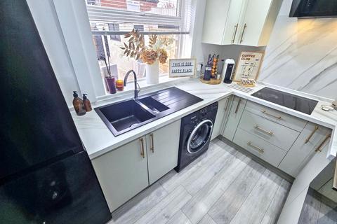 2 bedroom semi-detached house for sale, Glenleigh Drive, Grindon, Sunderland, Tyne and Wear, SR4 9HA