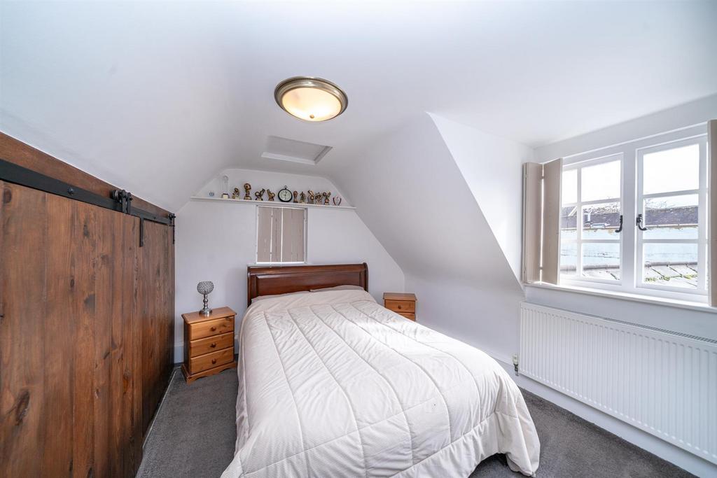 105 B-High-Street-1092.jpg