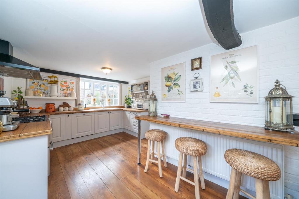 105 B-High-Street-1129.jpg