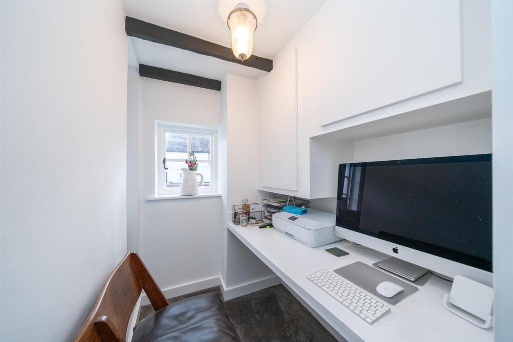 105 B-High-Street-1115.jpg