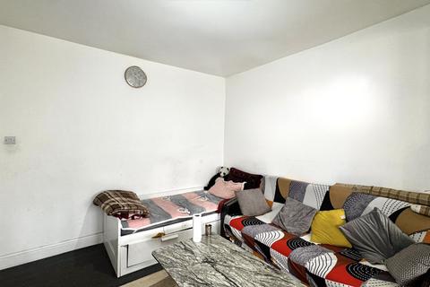undefined, Rosecroft Road,  Southall, UB1