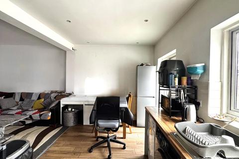 undefined, Rosecroft Road,  Southall, UB1