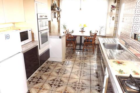 4 bedroom detached house for sale, Dorset Drive, Edgware HA8