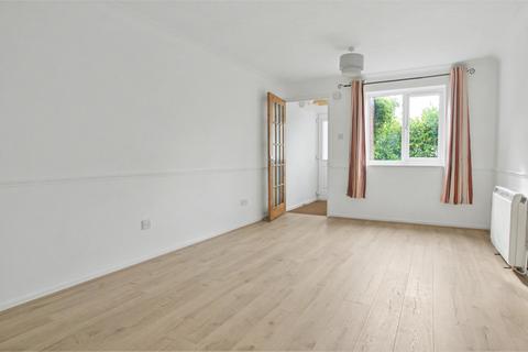 undefined, Cambridge Road, West Molesey KT8