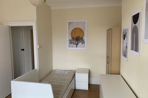 2 bedroom flat to rent, Radford NG7