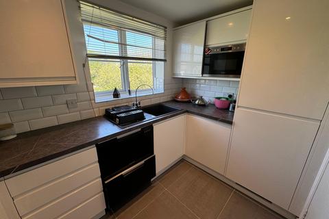 undefined, Lawndale Close, Radcliffe, M26