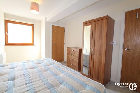 1 bedroom flat to rent, Ilford Hill, Icon Building, IG1