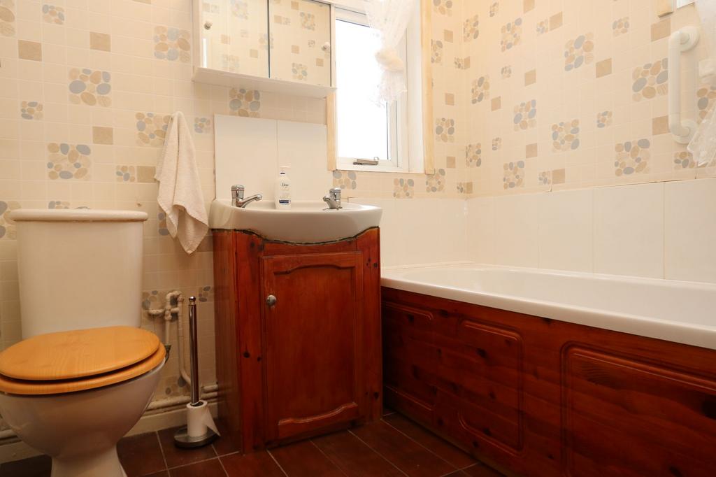 Ground Floor Bathroom