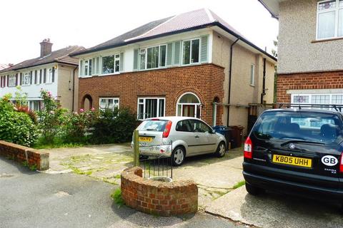 3 bedroom semi-detached house to rent, Waverley Road, HARROW