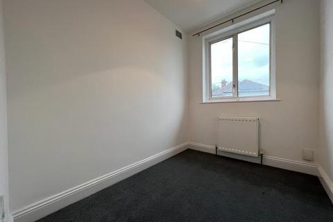 3 bedroom semi-detached house to rent, Waverley Road, HARROW