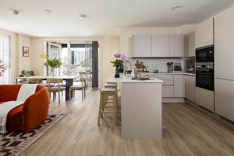 3 bedroom apartment to rent, at Momento Hayes, 4, Masonry Place UB3