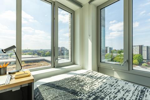 undefined, Gold Plus En Suite at Great Court, 78 Rolls Road SE1