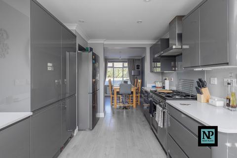 4 bedroom detached house for sale, Sankey Drive, Albert Village, DE11