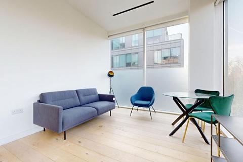 2 bedroom apartment to rent, Great West Road, London TW8