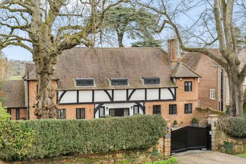4 bedroom detached house for sale, Burchetts Green Lane, Burchetts Green