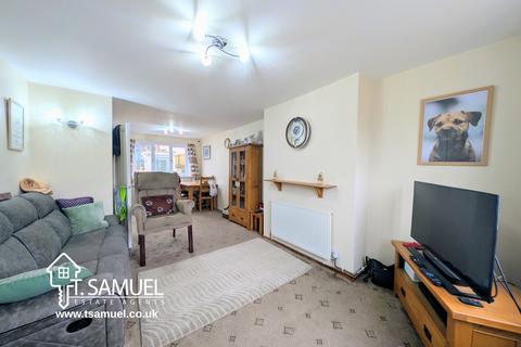 undefined, Laurel Close, Cwmdare, Aberdare,  CF44 8RS
