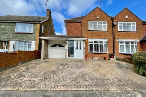 3 bedroom semi-detached house for sale, Hemingford Drive, Luton, Bedfordshire, LU2 7BA