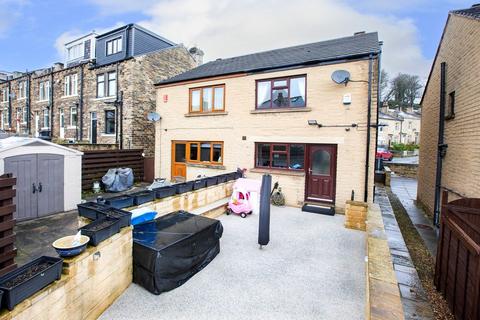 3 bedroom semi-detached house for sale, Brighouse, Brighouse HD6
