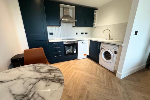2 bedroom apartment to rent, Marlborough Street, Liverpool L3