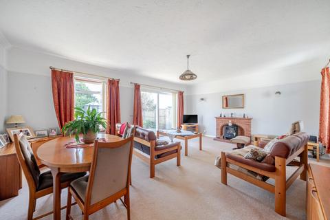 2 bedroom bungalow for sale, Chute Avenue, High Salvington, Worthing, West Sussex, BN13