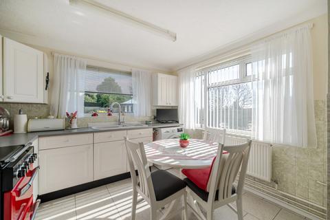 2 bedroom bungalow for sale, Chute Avenue, High Salvington, Worthing, West Sussex, BN13