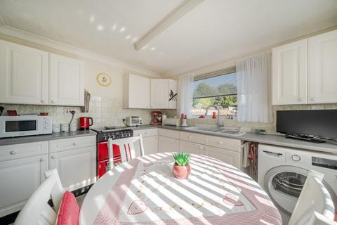 2 bedroom bungalow for sale, Chute Avenue, High Salvington, Worthing, West Sussex, BN13