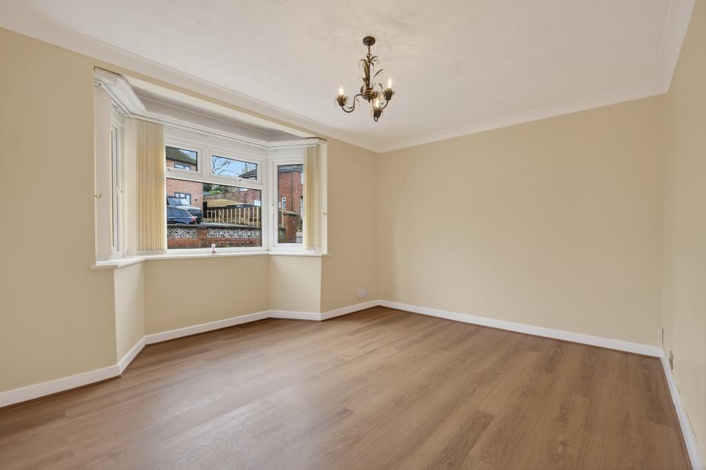 Living Room (2)