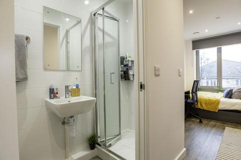 undefined, Silver Skyline En Suite at Great Court, 78 Rolls Road SE1