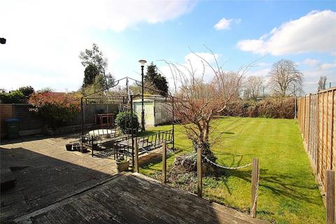 4 bedroom bungalow for sale, Walton on Thames