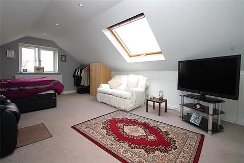 4 bedroom bungalow for sale, Walton on Thames