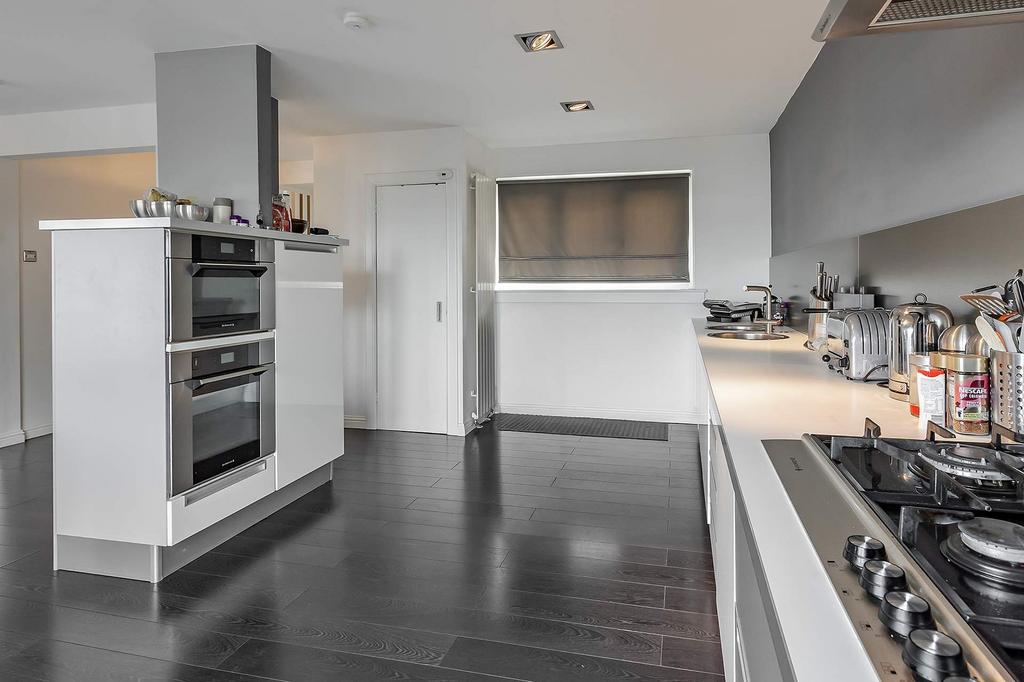 Kitchen/Living