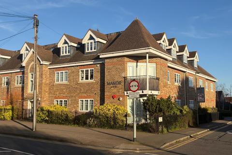 1 bedroom apartment for sale, Manor Court, Thorpe Road, Staines-upon-Thames, Surrey, TW18