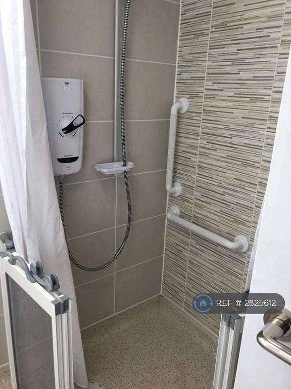 Wet Room /Shower