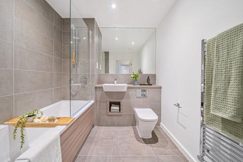 1 bedroom apartment to rent, 6 Headlam Avenue, London SW4