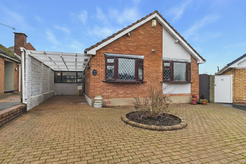 undefined, Highcliffe Road, Two Gates, Tamworth, B77